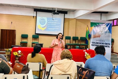 notícia: Mais de 40 profissionais de hospitais e das vigilâncias são treinados sobre investigação de óbitos maternos e infantis