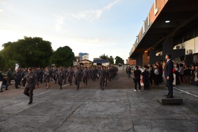 notícia: Governo do Amapá celebra promoção de 346 oficiais e praças da PM e cria comissão permanente de valorização de militares