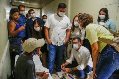 notícia: 'Nosso ato de vir aqui com nossa equipe técnica é uma sinalização de que queremos resolver os problemas da saúde do Amapá', afirma Clécio Luís ao in
