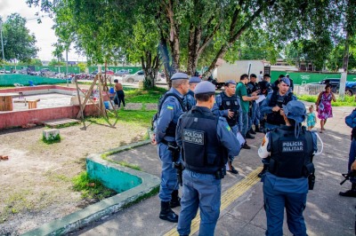 notícia: PM considera tranquila a desocupação de acampamento em frente ao quartel do 34° BIS