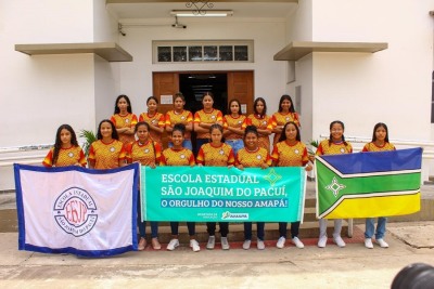 notícia: Alunas de escola estadual representam o Amapá no Campeonato Brasileiro Escolar de Futebol Feminino