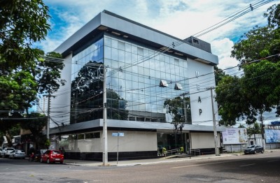 notícia: Ueap ganha prédio administrativo no Centro de Macapá e planeja oferta do curso de direito