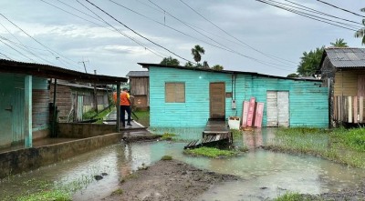 notícia: Defesa Civil estadual monitora 33 áreas de risco de alagamentos em Macapá