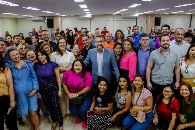 notícia: Governo do Amapá convoca mais 616 candidatos do concurso da Educação  