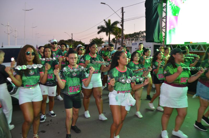 Abertura da programação ?Na Levada do Samba? <div class='credito_fotos'>Foto: Jhon Martins/GEA   |   <a href='/midias/2024/originais/15627_4069cfc8-bd00-f973-7b5b-bb210604d2c7.jpg' download><i class='fa-solid fa-download'></i> Download</a></div>