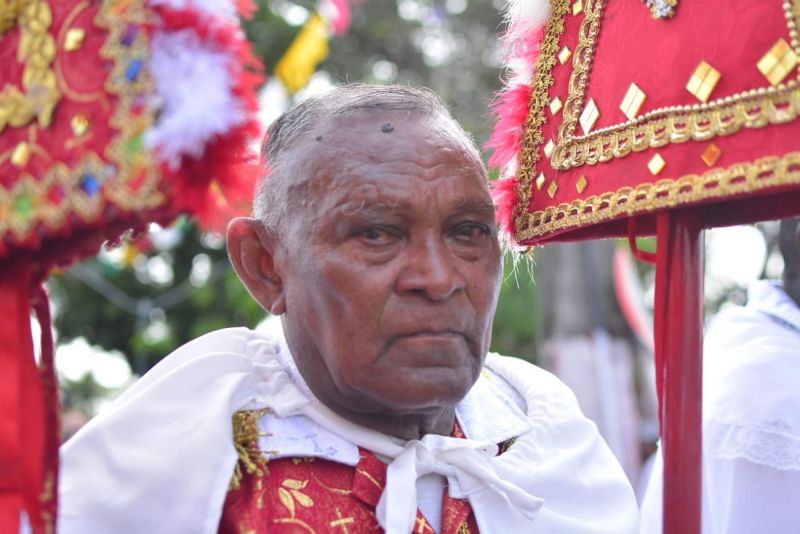 Missa celebra a fé do povo de Mazagão Velho no Dia de São Tiago.

Em 2024, festividade completa 247 anos de tradição e recebe apoio do Governo do Amapá. <div class='credito_fotos'>Foto: Maksuel Martins/GEA   |   <a href='/midias/2024/originais/15645_54a6f782-e441-e18a-92a0-ae73b3ad0670.jpg' download><i class='fa-solid fa-download'></i> Download</a></div>