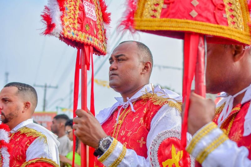 Missa celebra a fé do povo de Mazagão Velho no Dia de São Tiago.

Em 2024, festividade completa 247 anos de tradição e recebe apoio do Governo do Amapá. <div class='credito_fotos'>Foto: Maksuel Martins/GEA   |   <a href='/midias/2024/originais/15645_76b10601-4e59-4ba6-8619-97aa49849805.jpg' download><i class='fa-solid fa-download'></i> Download</a></div>