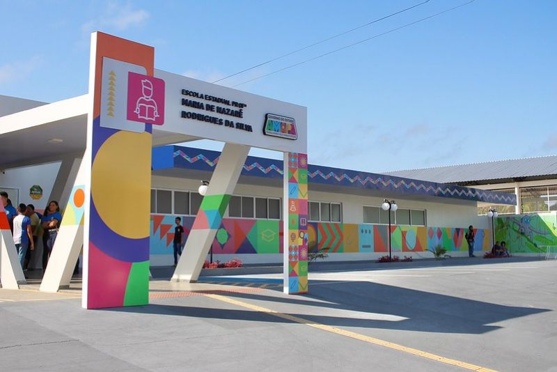 Unidade de ensino foi completamente reconstruída pelo Governo do Amapá