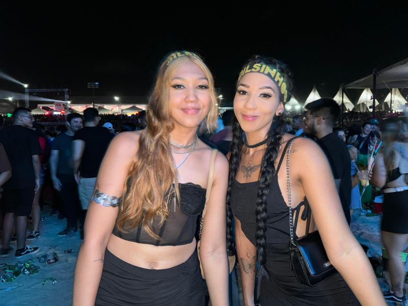 Irmãs Beatriz e Bruna Barbosa, de 23 e 21 anos