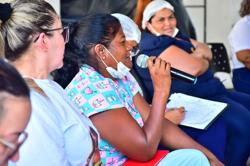 Técnica de enfermagem, Marlene Maia fez um relato aos colegas sobre a importância do autocuidado