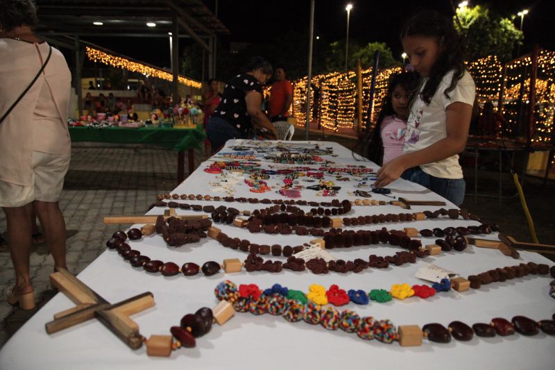Feira afro-empreendedora expôs materiais produzidos durante os cursos 
