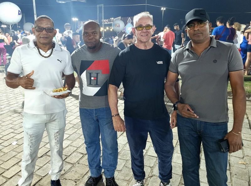Turistas da Guiana Francesa prestigiando o Réveillon do Amapá 