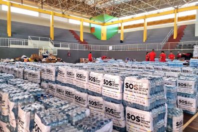 notícia: Governo do Amapá arrecada 100 toneladas em donativos e segue com campanha em apoio ao Rio Grande do Sul