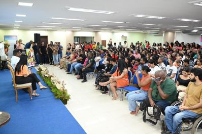 notícia: Governo do Estado lança projeto ‘Qualifica Amapá’ para fomentar geração de emprego e renda