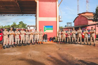 notícia: Militares do Corpo de Bombeiros do Amapá enviados ao Rio Grande do Sul já atuaram em resgates no Brasil e no exterior
