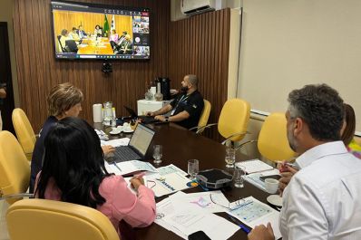 notícia: Governo do Amapá e Ministério da Saúde alinham reforço de ações para combater dengue no estado