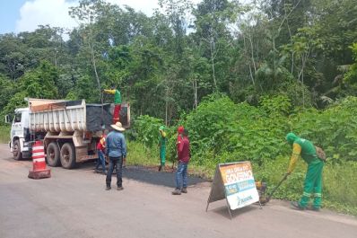 notícia: Governo do Amapá intensifica serviços de manutenção asfáltica na Rodovia AP-070, em Macapá