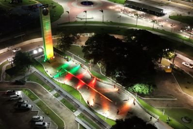 notícia: Com iluminação especial no Marco Zero do Equador, Governo do Amapá lança campanha solidária ao Rio Grande do Sul