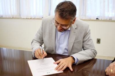 notícia: Governador Clécio Luís convoca mais 150 candidatos do concurso do Iapen do Amapá