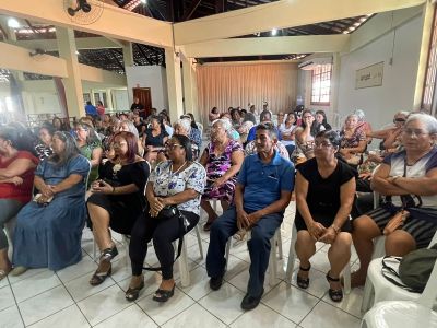 notícia: Governo do Amapá homenageia artesãos profissionais e mestres da terceira idade em Macapá