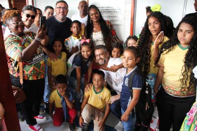 notícia: 'Estamos restaurando a rede física como lugar adequado para o ensino', ressalta governador Clécio Luís ao entregar a 18ª escola da gestão, em Macapá