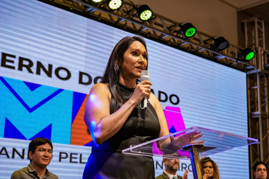  <div class='credito_fotos'>Foto: Jessé Matos/Agência Grito   |   <a href='/midias/2025/originais/20250217115350-GF00015827-F00184244.webp' download><i class='fa-solid fa-download'></i> Download</a></div>