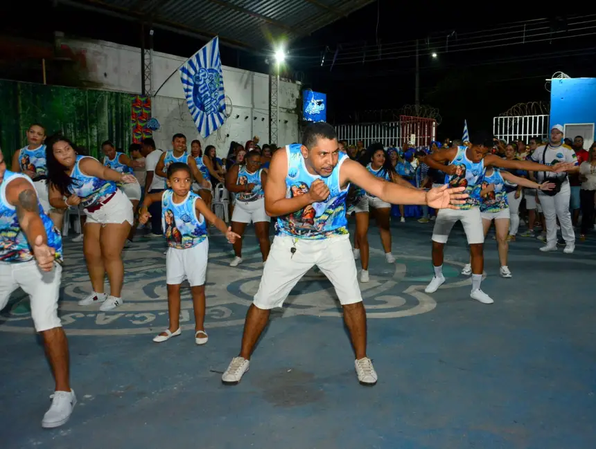  <div class='credito_fotos'>Foto: Márcia do Carmo/GEA   |   <a href='/midias/2025/originais/20250217142244-GF00015836-F00184413.webp' download><i class='fa-solid fa-download'></i> Download</a></div>