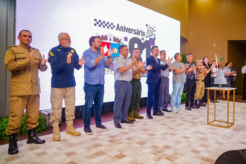  <div class='credito_fotos'>Foto: Jessé Matos/Agência Grito   |   <a href='/midias/2025/originais/20250218143836-GF00015837-F00184438.webp' download><i class='fa-solid fa-download'></i> Download</a></div>
