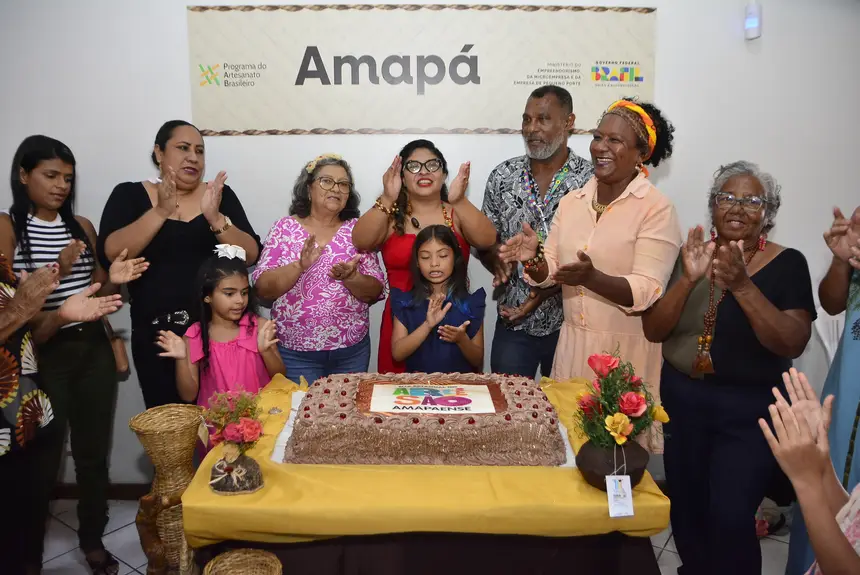 Foto: André Valente/Sete Dia Estadual do Artesão foi comemorado com café da manhã, parabéns e corte do bolo na Casa do Artesão Amapaense
