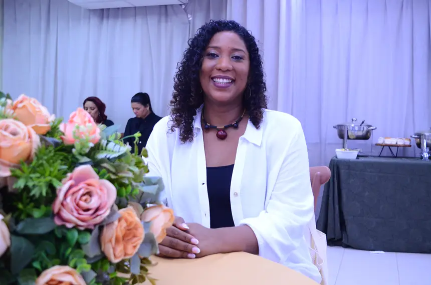 Gabrielly Ribeiro, pesquisadora na área da Botânica