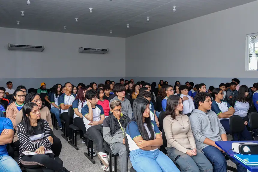  <div class='credito_fotos'>Foto: Evandro Vilhena/Seed   |   <a href='/midias/2025/originais/20250410145129-GF00015996-F00188603.webp' download><i class='fa-solid fa-download'></i> Download</a></div>