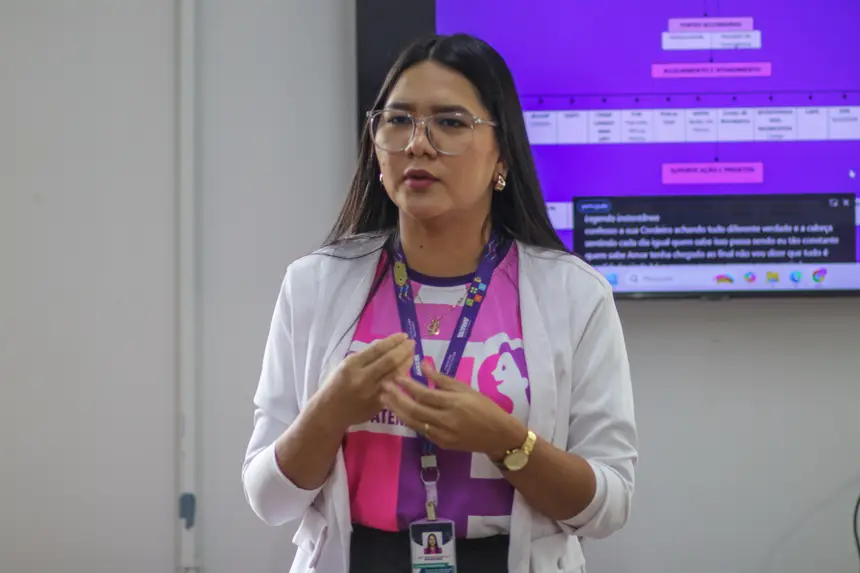 Gerente de atendimento a rede da Mulher Larissa Rocha