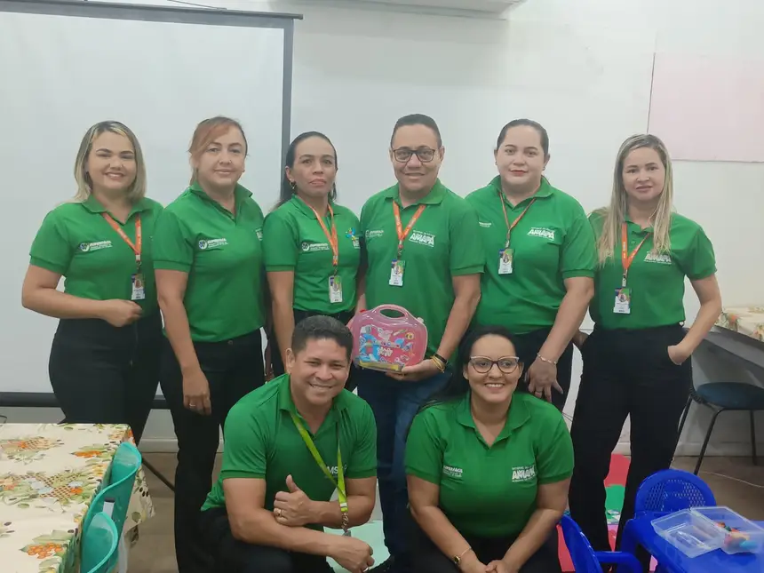 Equipe da ação social no Centro Raimundo Nonato 