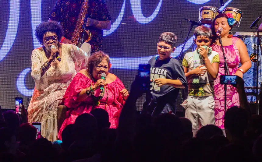 Encontro musical de Dona Onete e Verônica dos Tambores empolgou o público