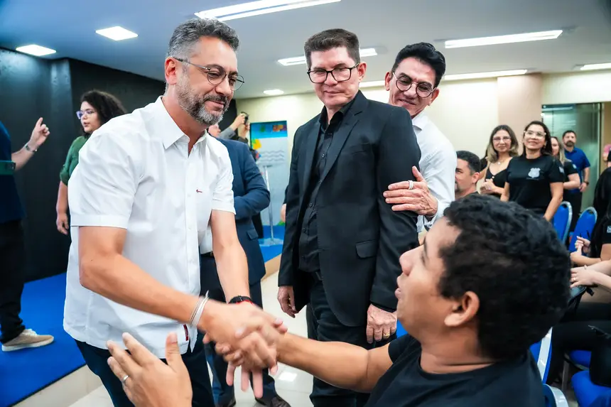  <div class='credito_fotos'>Foto: Jessé Matos/Agência Grito   |   <a href='/midias/2025/originais/20250414103122-GF00016003-F00188738.webp' download><i class='fa-solid fa-download'></i> Download</a></div>