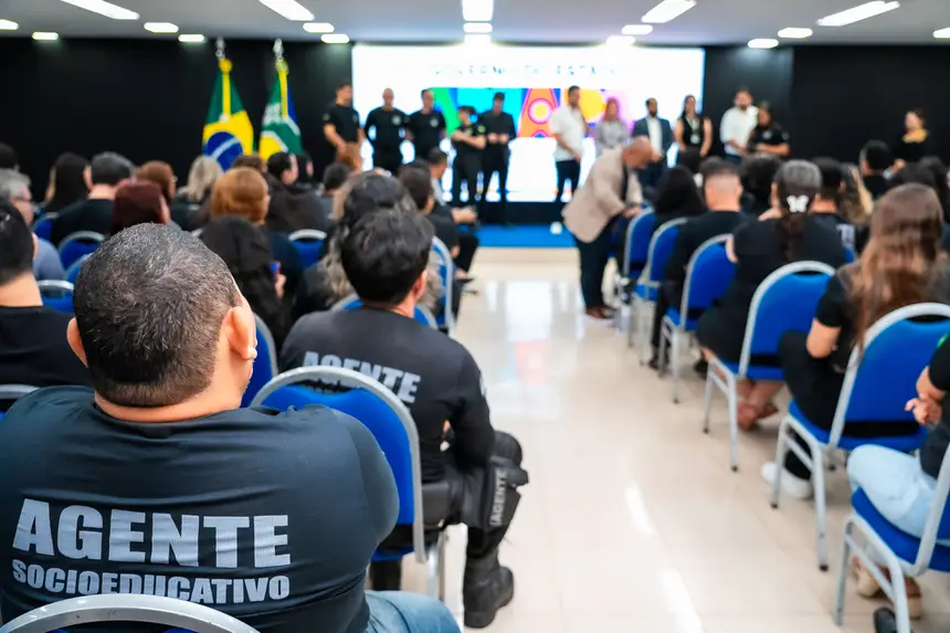  <div class='credito_fotos'>Foto: Jessé Matos/Agência Grito   |   <a href='/midias/2025/originais/20250414103138-GF00016003-F00188742.webp' download><i class='fa-solid fa-download'></i> Download</a></div>