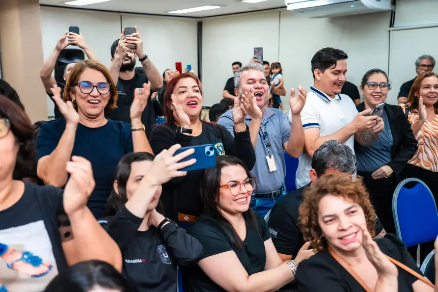  <div class='credito_fotos'>Foto: Jessé Matos/Agência Grito   |   <a href='/midias/2025/originais/20250414103211-GF00016003-F00188750.webp' download><i class='fa-solid fa-download'></i> Download</a></div>