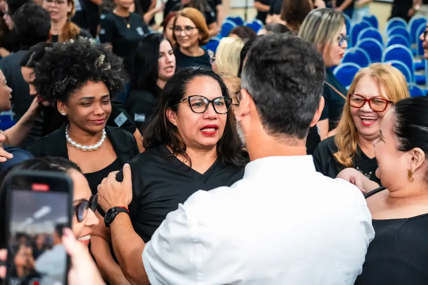  <div class='credito_fotos'>Foto: Jessé Matos/Agência Grito   |   <a href='/midias/2025/originais/20250414103216-GF00016003-F00188752.webp' download><i class='fa-solid fa-download'></i> Download</a></div>