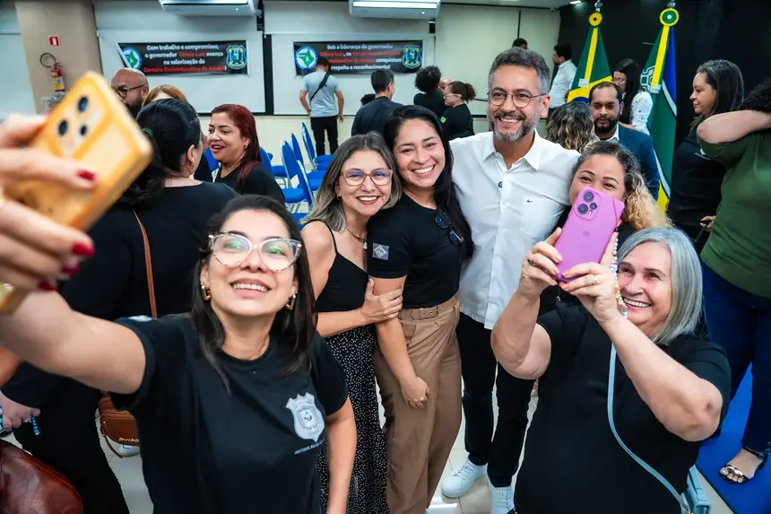  <div class='credito_fotos'>Foto: Jessé Matos/Agência Grito   |   <a href='/midias/2025/originais/20250414103238-GF00016003-F00188761.webp' download><i class='fa-solid fa-download'></i> Download</a></div>