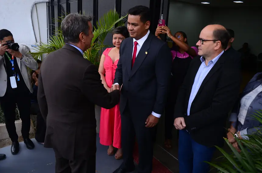  <div class='credito_fotos'>Foto: Maksuel Martins/GEA   |   <a href='/midias/2025/originais/20250414152939-GF00016005-F00188781.webp' download><i class='fa-solid fa-download'></i> Download</a></div>