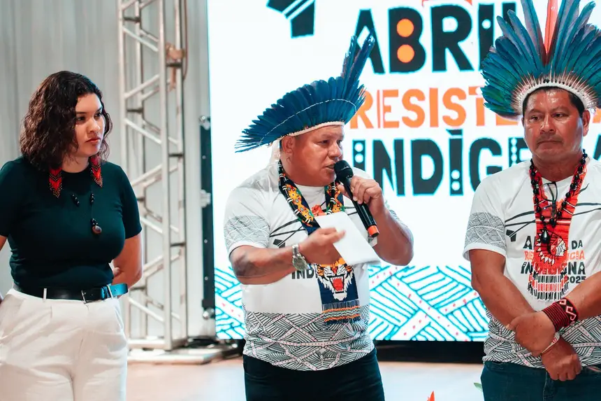  <div class='credito_fotos'>Foto: Jessé Matos/Agência Grito   |   <a href='/midias/2025/originais/20250417103845-GF00016014-F00189018.webp' download><i class='fa-solid fa-download'></i> Download</a></div>