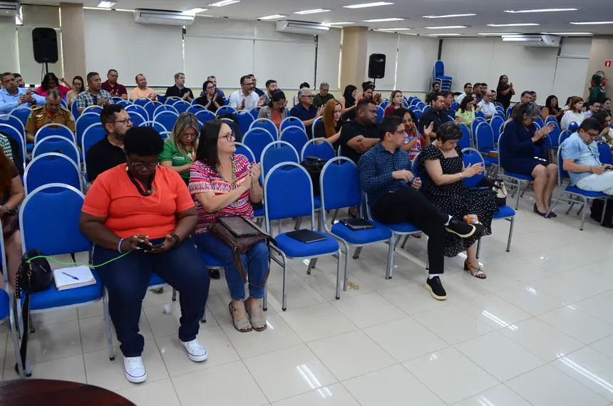  <div class='credito_fotos'>Foto: Maksuel Martins/GEA   |   <a href='/midias/2025/originais/20250417165122-GF00016017-F00189072.webp' download><i class='fa-solid fa-download'></i> Download</a></div>