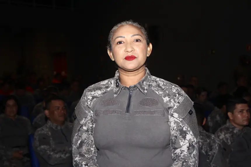 Cátia Maciel, sargento do Corpo de Bombeiros
