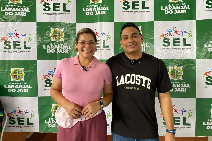 Foto: Divulgação Secretária da Sedel, Cibely Peixoto e o prefeito de Laranjal do Jari, Teddy Marcel