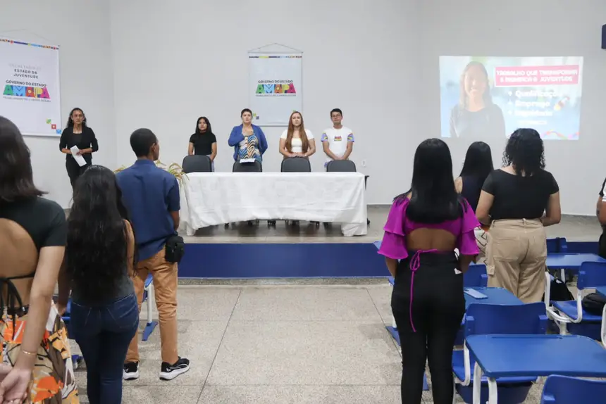 A cerimônia aconteceu no auditório da Sejuv 