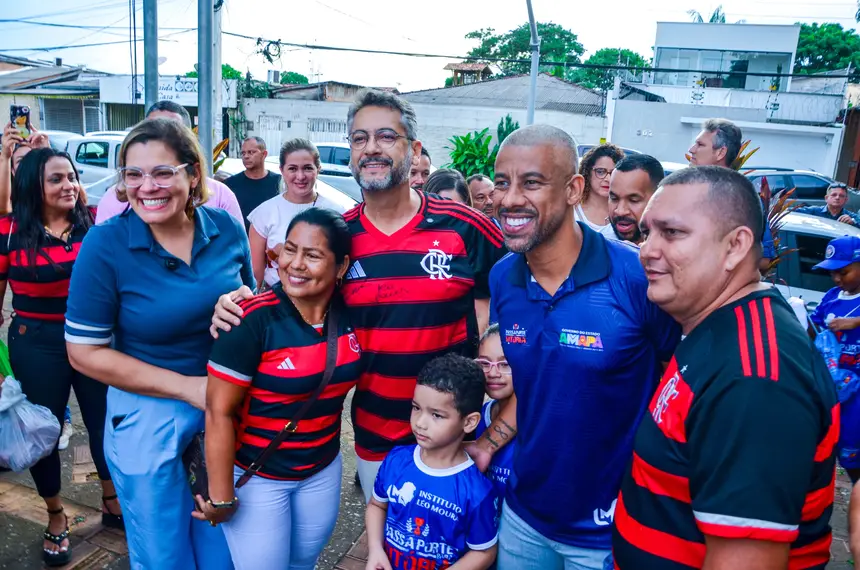 Governador Clécio Luís, ex-jogador Léo Moura e a secretária da Sedel, Cibely Peixoto