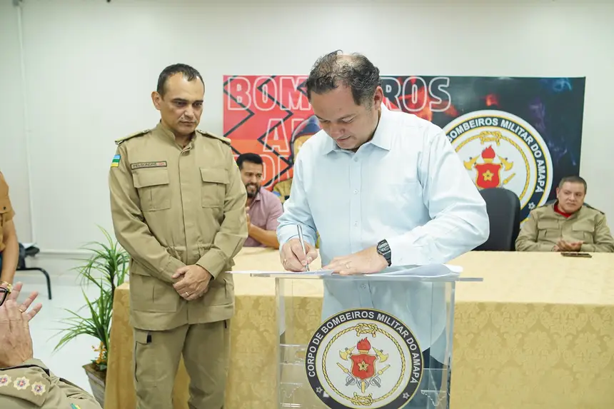 Assinatura do Termo de Cooperação Técnica entre Jucap e Corpo de Bombeiros Militar do Amapá