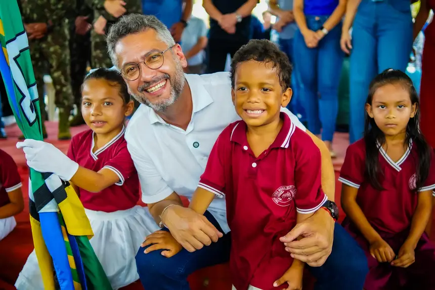  <div class='credito_fotos'>Foto: Jessé Matos/Agência Grito   |   <a href='/midias/2025/originais/20250516114618-GF00016075-F00190477.webp' download><i class='fa-solid fa-download'></i> Download</a></div>