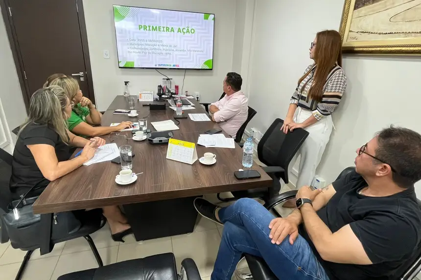 Equipe de governo alinhada para o lançamento do Super Fácil das Aguas  