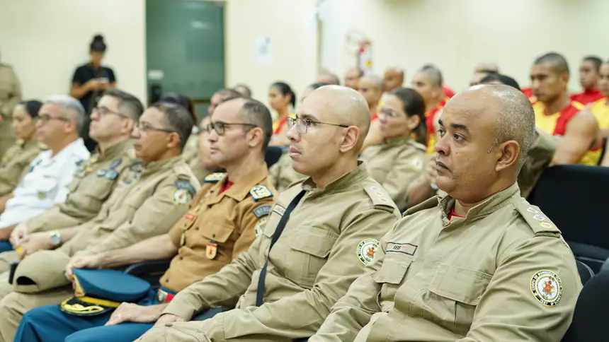  <div class='credito_fotos'>Foto: Israel Cardoso/GEA   |   <a href='/midias/2025/originais/20250606154230-GF00016145-F00192376.webp' download><i class='fa-solid fa-download'></i> Download</a></div>
